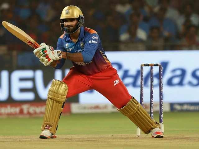 SA20 में Dinesh Karthik की बड़ी वापसी, Paarl Royals से जुड़ेंगे