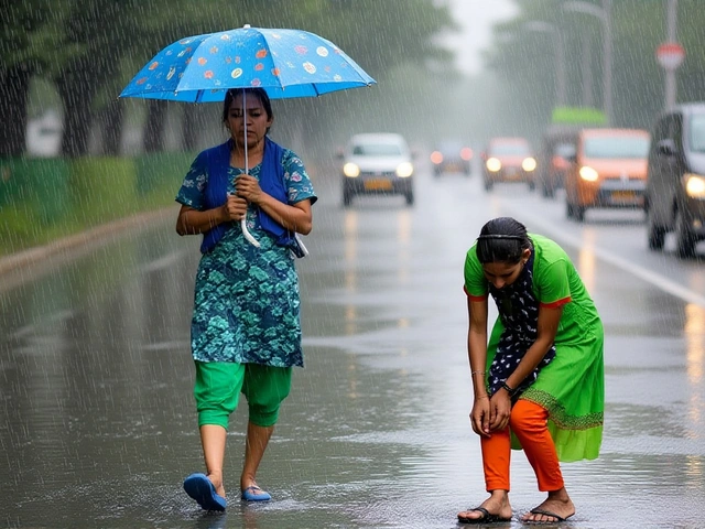 17 सितंबर 2025: भारत में भारी बारिश, उत्तराखंड‑हिमाचल में मौत, दिल्ली‑NCR में हल्का बादल